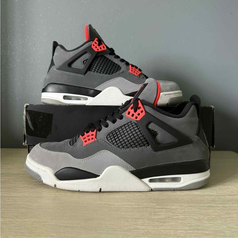 Jordan 4 Infrared